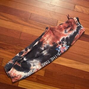 Chemistry Sweatpants Joggers size Medium The Time is Now